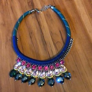Gorgeous statement necklace